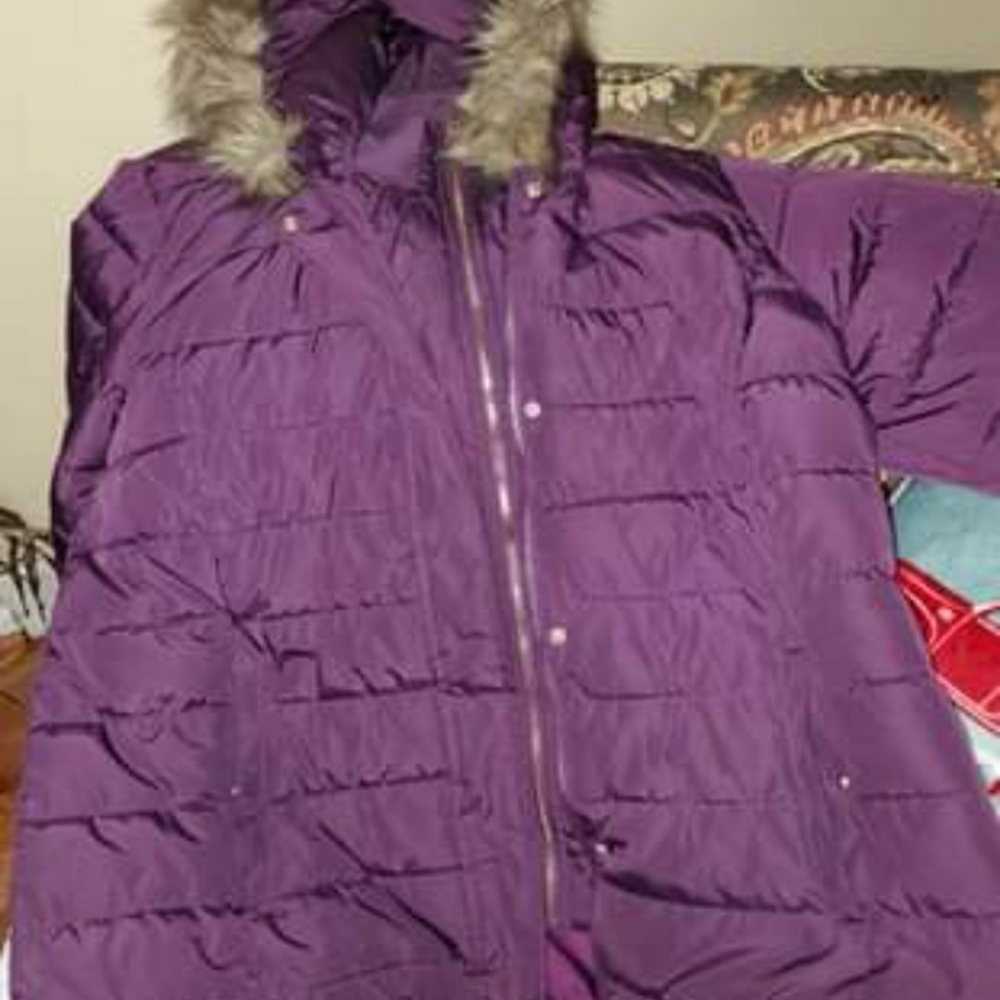 Winter coat - Picture 2 of 2